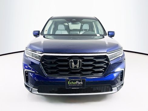 Used 2025 Honda Pilot EX-L image 2