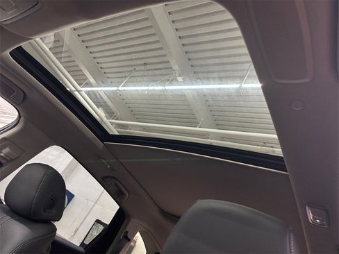 Certified 2023 Acura RDX w/ Technology Package image 29