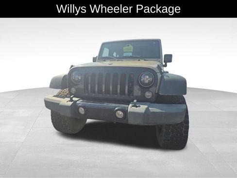 Used 2018 Jeep Wrangler Unlimited Sport AWD/4WD image 4