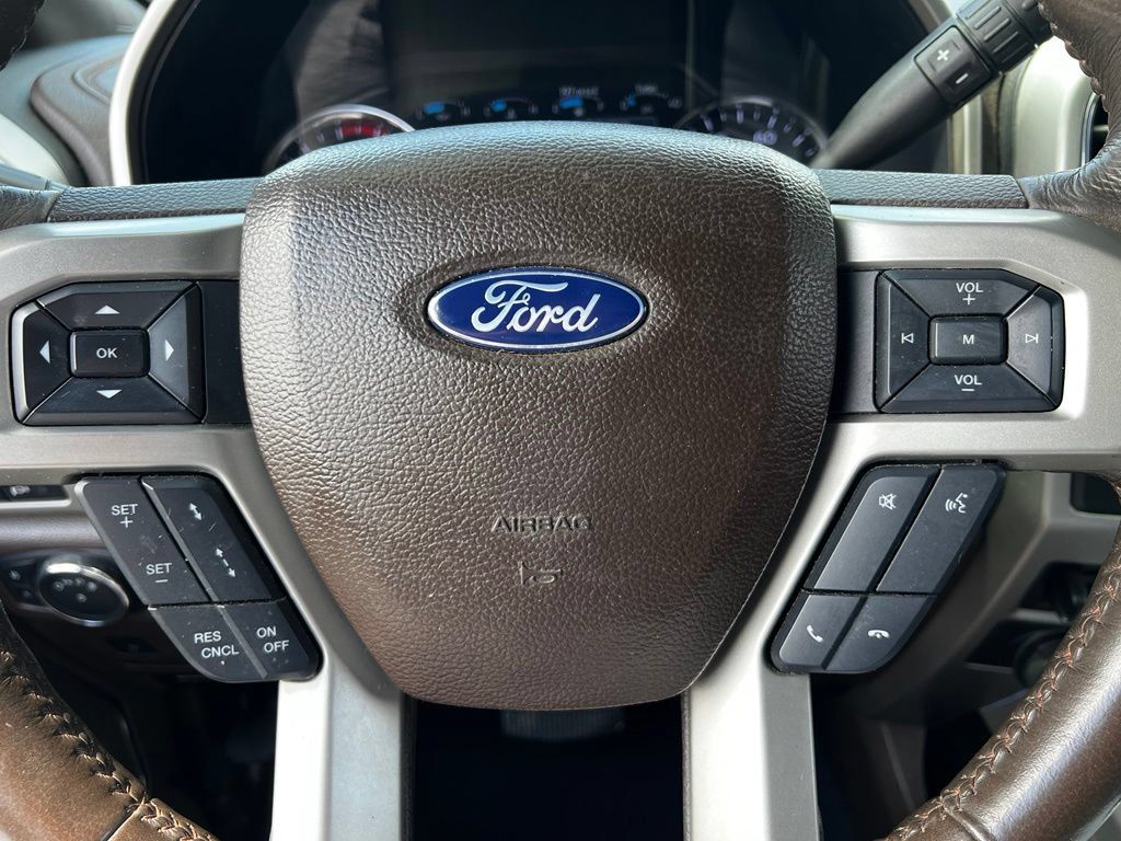 Used 2021 Ford F250 King Ranch w/ King Ranch Ultimate Package AWD/4WD image 27