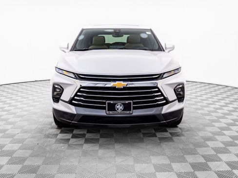 Used 2024 Chevrolet Blazer Premier w/ Driver Confidence II Package image 2