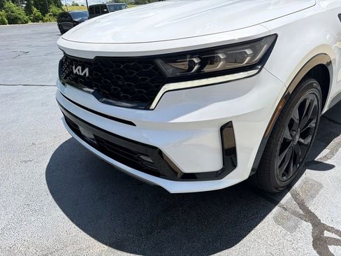 Used 2023 Kia Sorento SX FWD image 13
