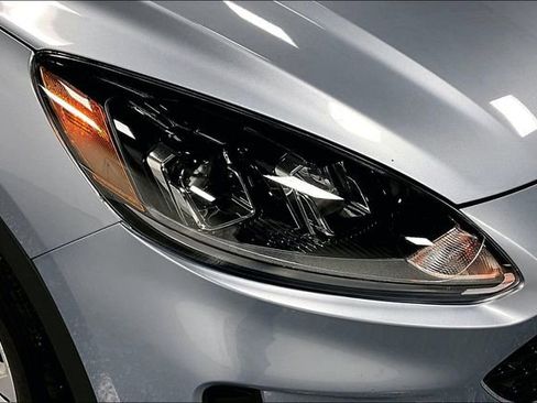 Used 2022 Ford Escape SE w/ Cold Weather Package image 28