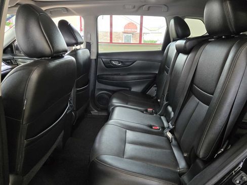 Used 2017 Nissan Rogue SL w/ SL Premium Package AWD/4WD image 28