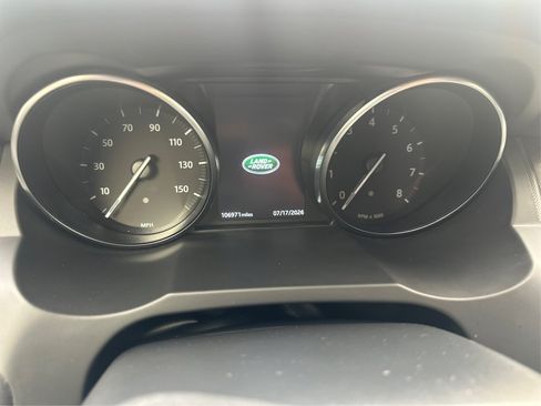 Used 2018 Land Rover Range Rover Evoque SE Premium AWD/4WD image 26