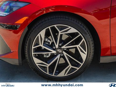 Certified 2024 Hyundai Ioniq 6 SEL RWD image 10