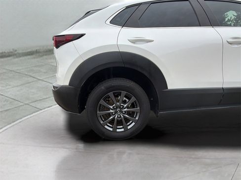 Used 2020 MAZDA CX-30 FWD image 28