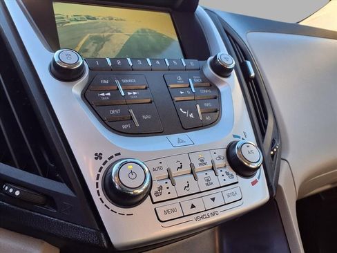 Used 2016 Chevrolet Equinox LTZ w/ Enhanced Convenience Package image 7