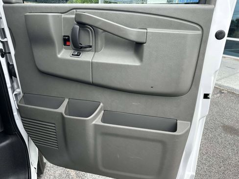 Used 2023 Chevrolet Express 2500 w/ Driver Convenience Package RWD image 21