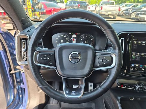 Used 2020 Volvo XC40 T5 R-Design w/ Protection Package Premier AWD/4WD image 24