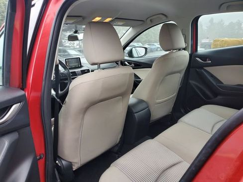 Used 2016 MAZDA MAZDA3 i Sport w/ Preferred Equipment Package image 13