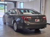 Used 2013 Toyota Camry LE image 3