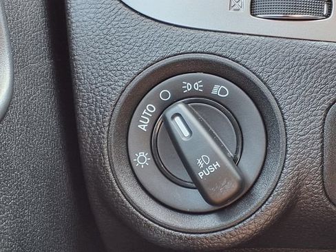 Used 2019 Dodge Journey Crossroad w/ Driver Convenience Group FWD image 11