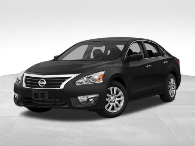 Used 2013 Nissan Altima 2.5 S FWD image 4