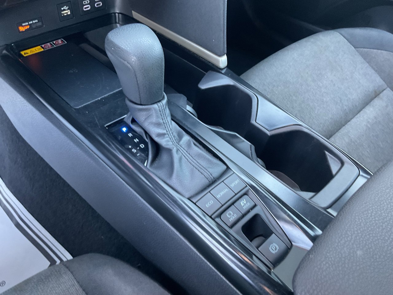 Used 2025 Toyota Camry LE FWD image 22