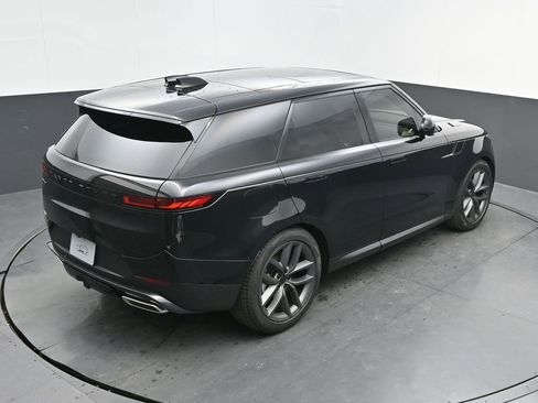 New 2026 Land Rover Range Rover Sport SE AWD/4WD image 31