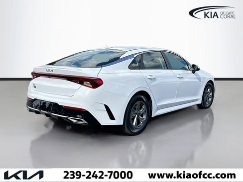 Used 2022 Kia K5 LXS image 5