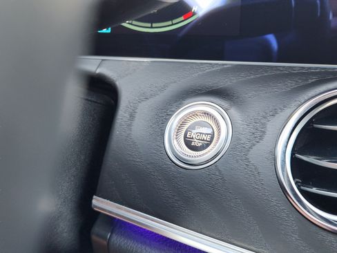 Used 2023 Mercedes-Benz E 350 Sedan image 17