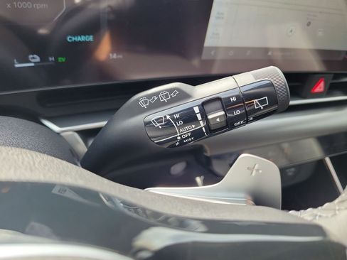 New 2026 Kia Carnival SX w/ SX Dark Edition Package FWD image 30
