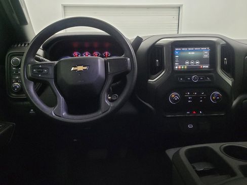 Used 2019 Chevrolet Silverado 1500 Custom w/ Custom Value Package image 22