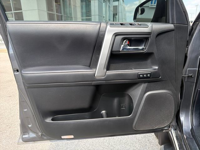 Used 2023 Toyota 4Runner Limited AWD/4WD image 9