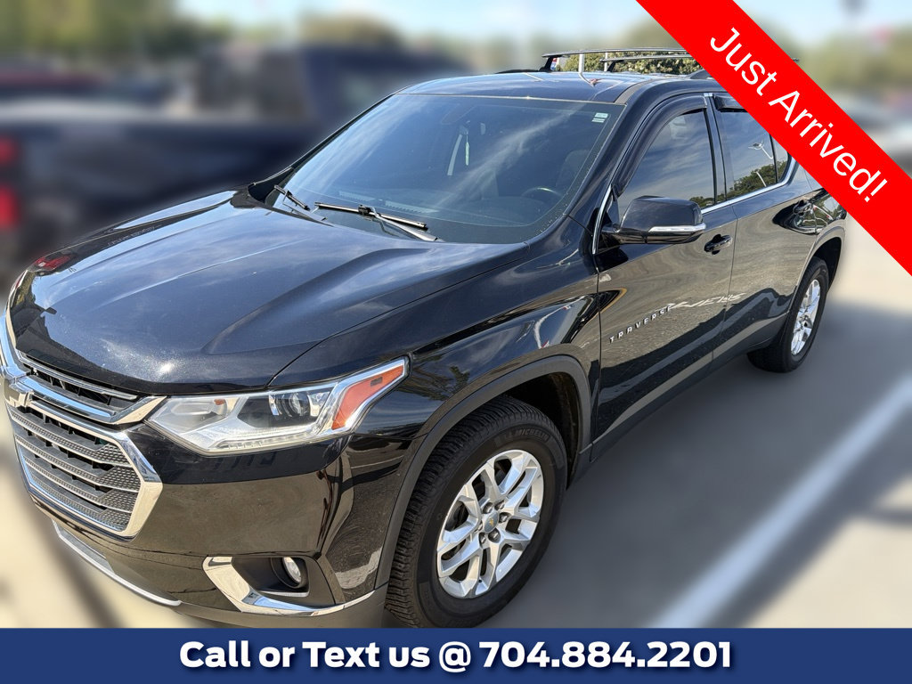 Used 2019 Chevrolet Traverse LT FWD image 1