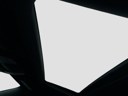 Used 2018 Dodge Charger R/T Scat Pack w/ Dynamics Package image 22