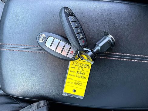 Used 2023 Nissan Sentra SR w/ Trunk Package FWD image 15