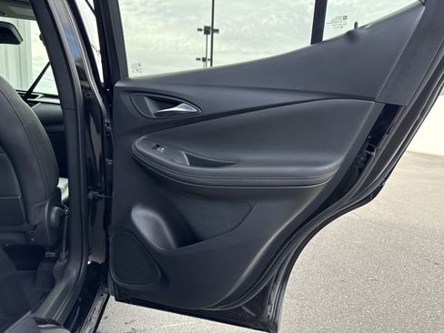 Used 2023 Buick Encore GX Essence w/ Experience Buick Package image 25