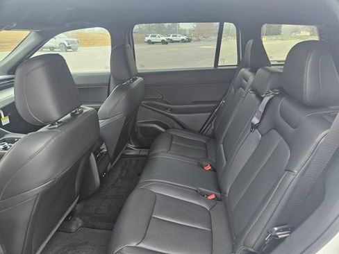 New 2026 Jeep Cherokee Limited image 25