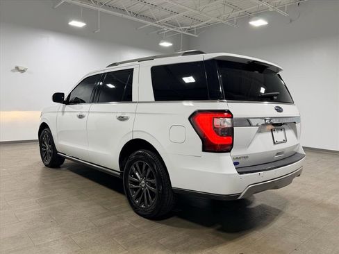 Used 2021 Ford Expedition Limited image 6