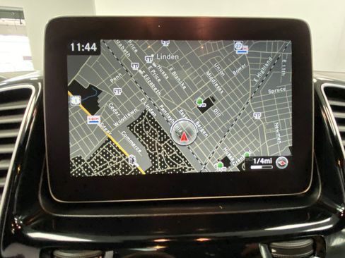 Used 2018 Mercedes-Benz GLS 550 4MATIC image 30