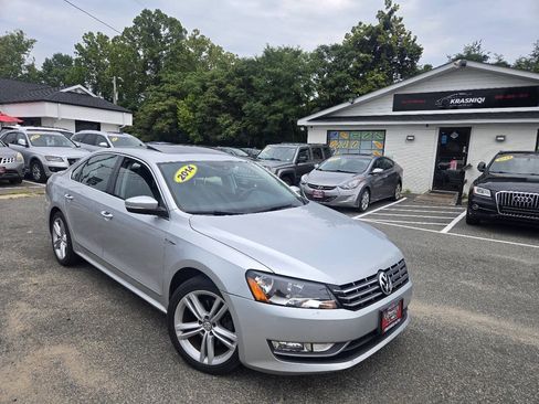 Used 2014 Volkswagen Passat TDI SEL Premium FWD image 5