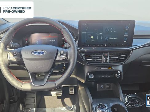 Certified 2023 Ford Escape ST-Line w/ Tech Pack #1 AWD/4WD image 17