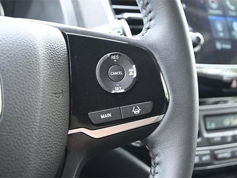 Certified 2022 Honda Pilot Touring image 25