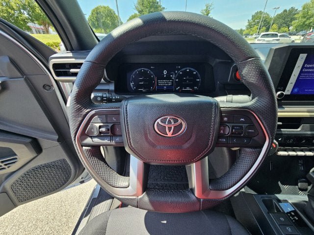 Used 2024 Toyota Tacoma TRD Off-Road AWD/4WD image 30
