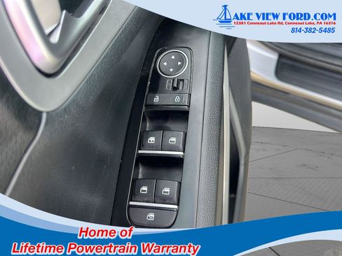 Used 2022 Kia Soul LX image 16