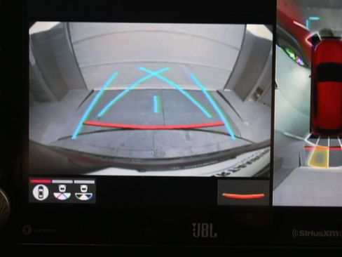 Used 2020 Toyota RAV4 Limited image 15