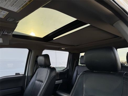 Used 2019 Ford F250 Lariat w/ Lariat Ultimate Package image 34