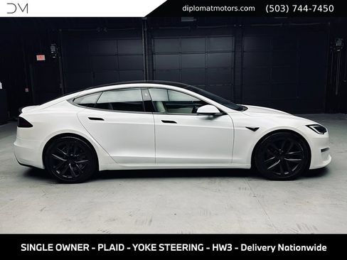 Used 2022 Tesla Model S Plaid AWD/4WD image 7