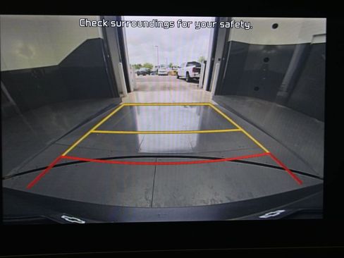 Used 2024 Kia Sportage EX image 11