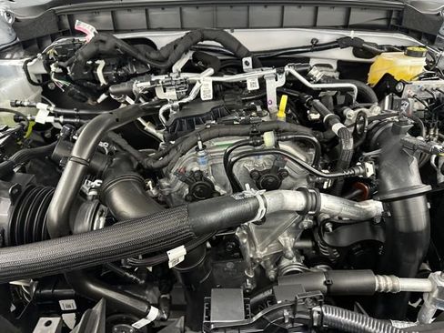 New 2025 Ford Bronco 4-Door image 34