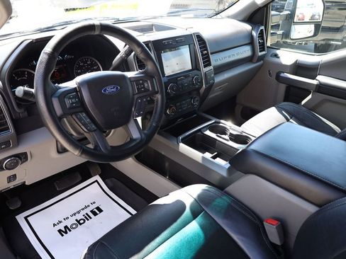 Used 2019 Ford F250 XLT w/ XLT Premium Package AWD/4WD image 12