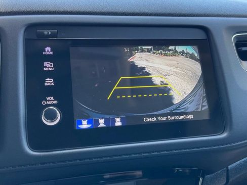 Used 2022 Honda HR-V EX image 41