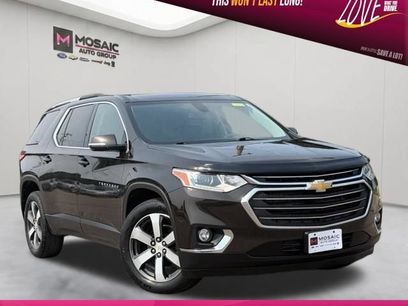 Used 2018 Chevrolet Traverse LT