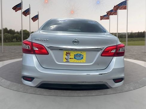 Used 2018 Nissan Sentra S FWD image 5