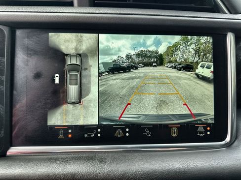 Certified 2023 GMC Yukon XL Denali w/ Denali Reserve Package image 15