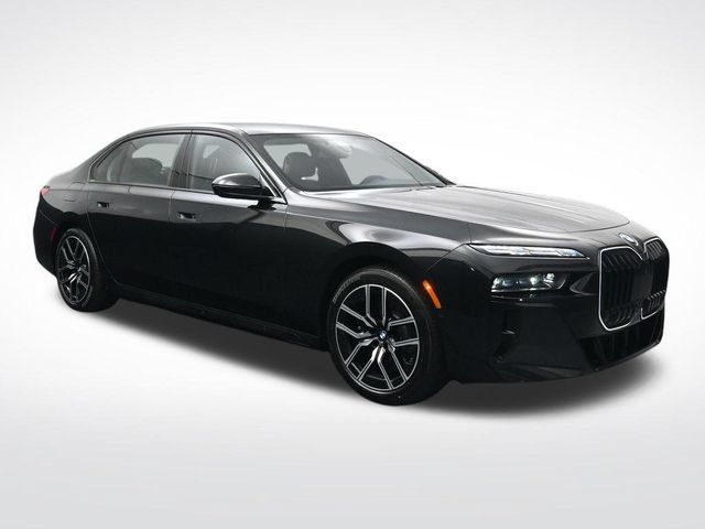New 2026 BMW 760i xDrive w/ Executive Package AWD/4WD image 2