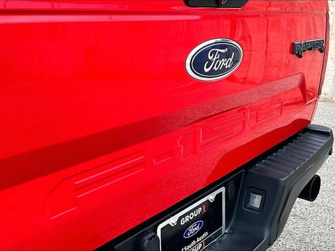 Used 2018 Ford F150 Raptor AWD/4WD image 12