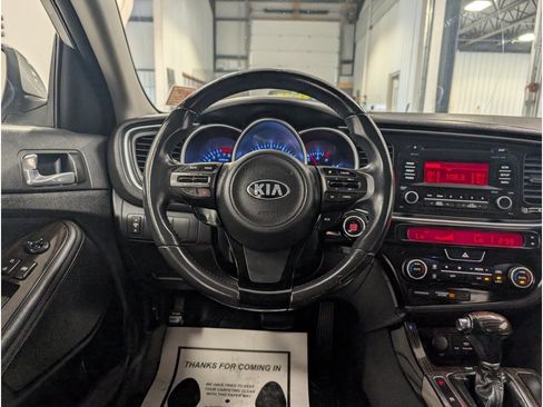 Used 2015 Kia Optima EX FWD image 11